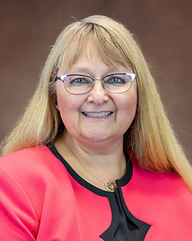 Portrait of Sharon Reichenbach, Retail Bank Manager at Roseville